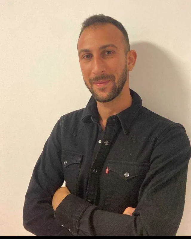ענבר שמיר, מייסד מג'יק מרקטינג